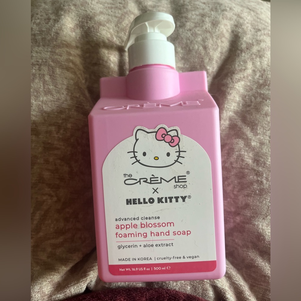 *5/$30* Hello Kitty Apple Blossom Foaming Hand Soap